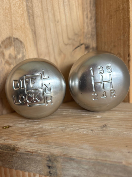 Second Hand Alloy Gear Knob Set