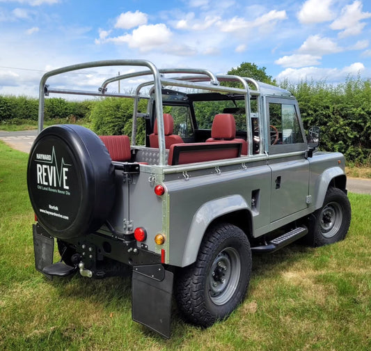 Defender 90 side steps